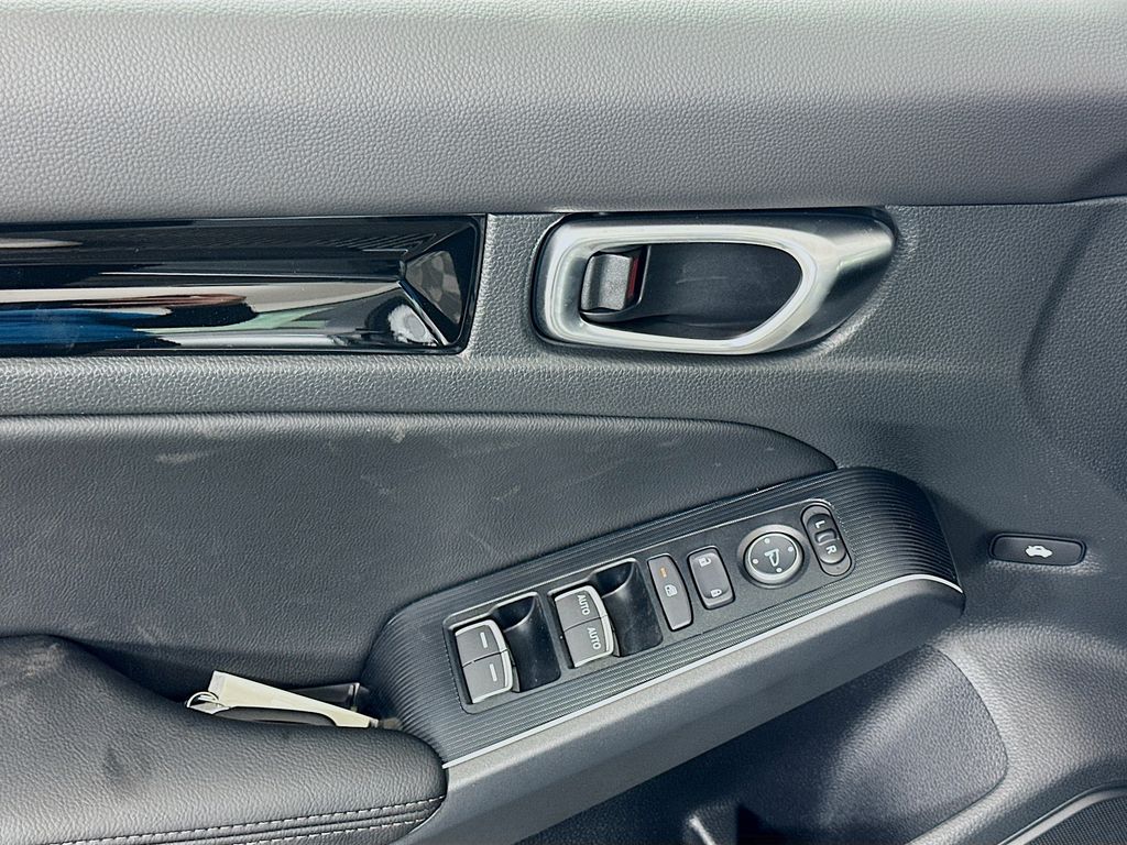 2026 Honda Civic Sport Touring Hybrid photo 17