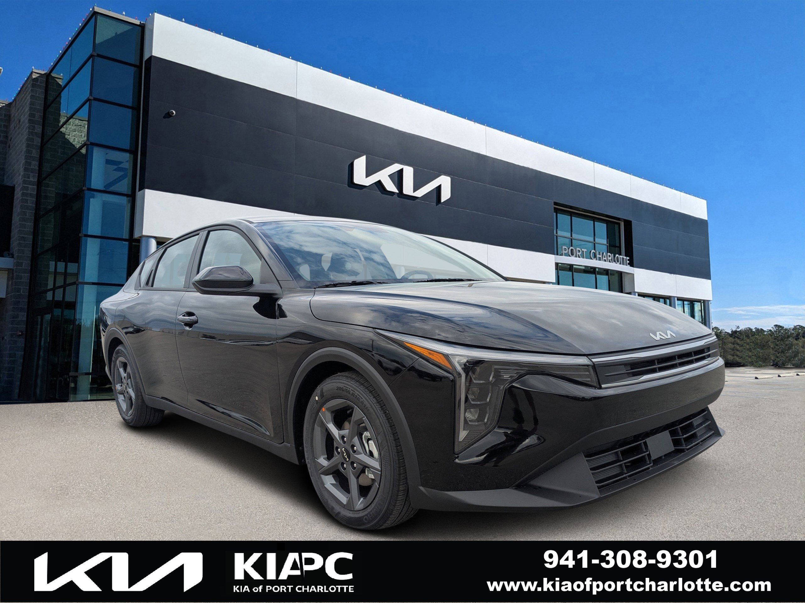 2025 Kia K4 LXS's photo