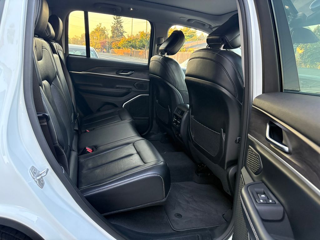 2022 Jeep Grand Cherokee Limited photo 30