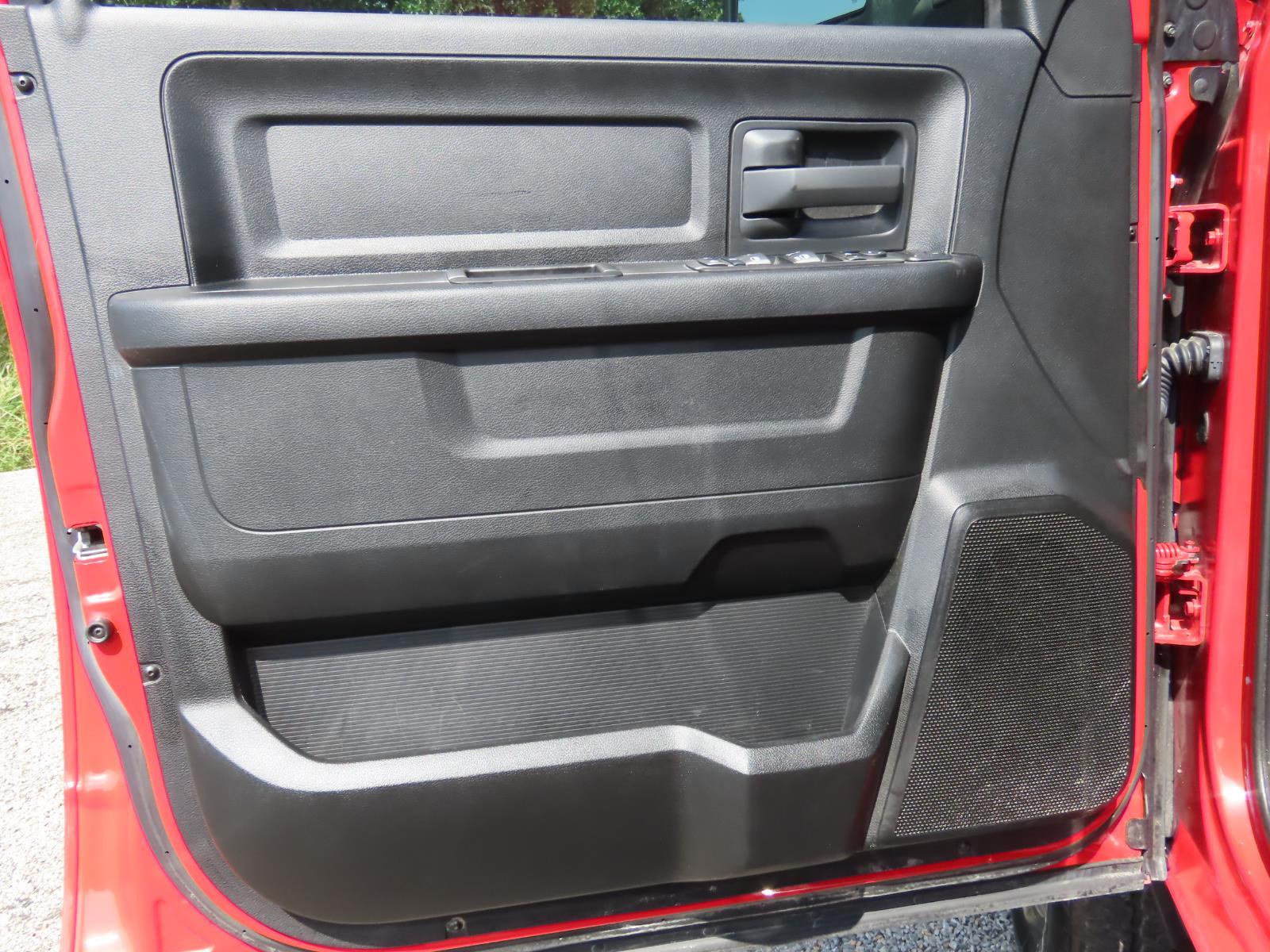 2024 Ram 2500 Tradesman photo 13