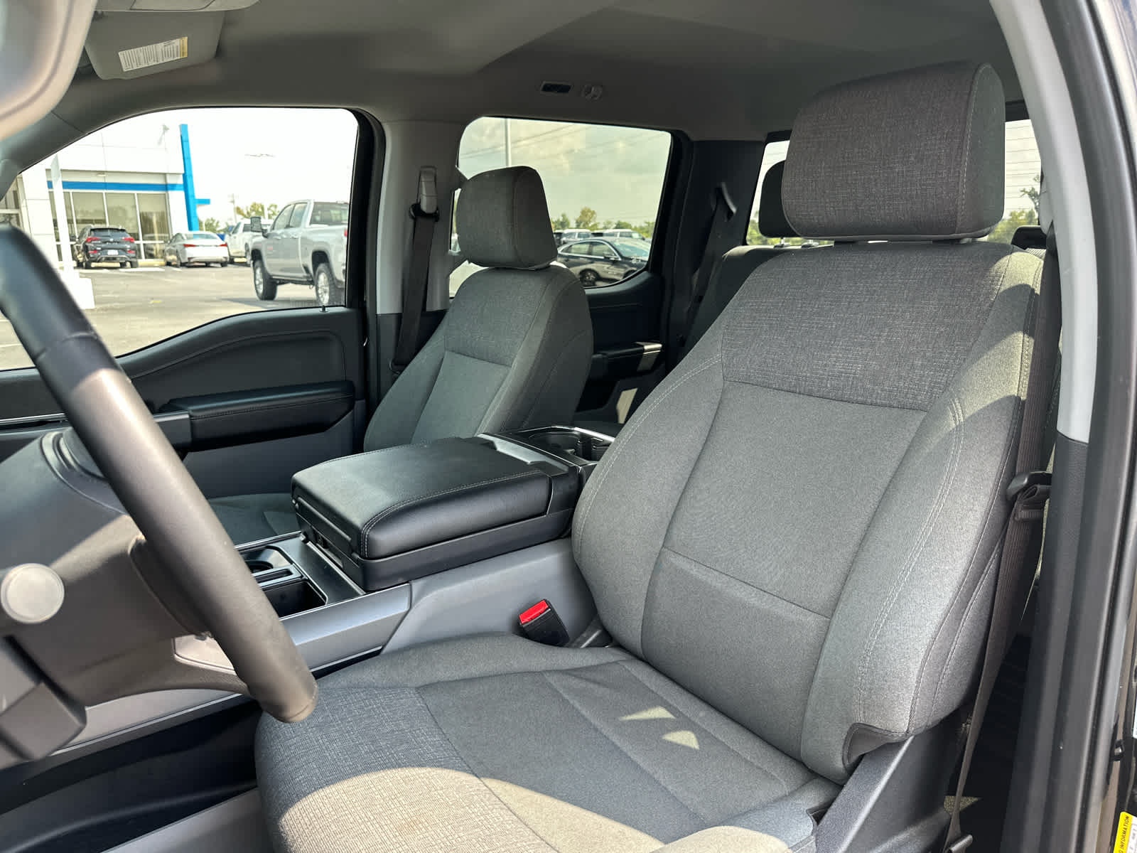 2024 Ford F-150 XLT photo 23