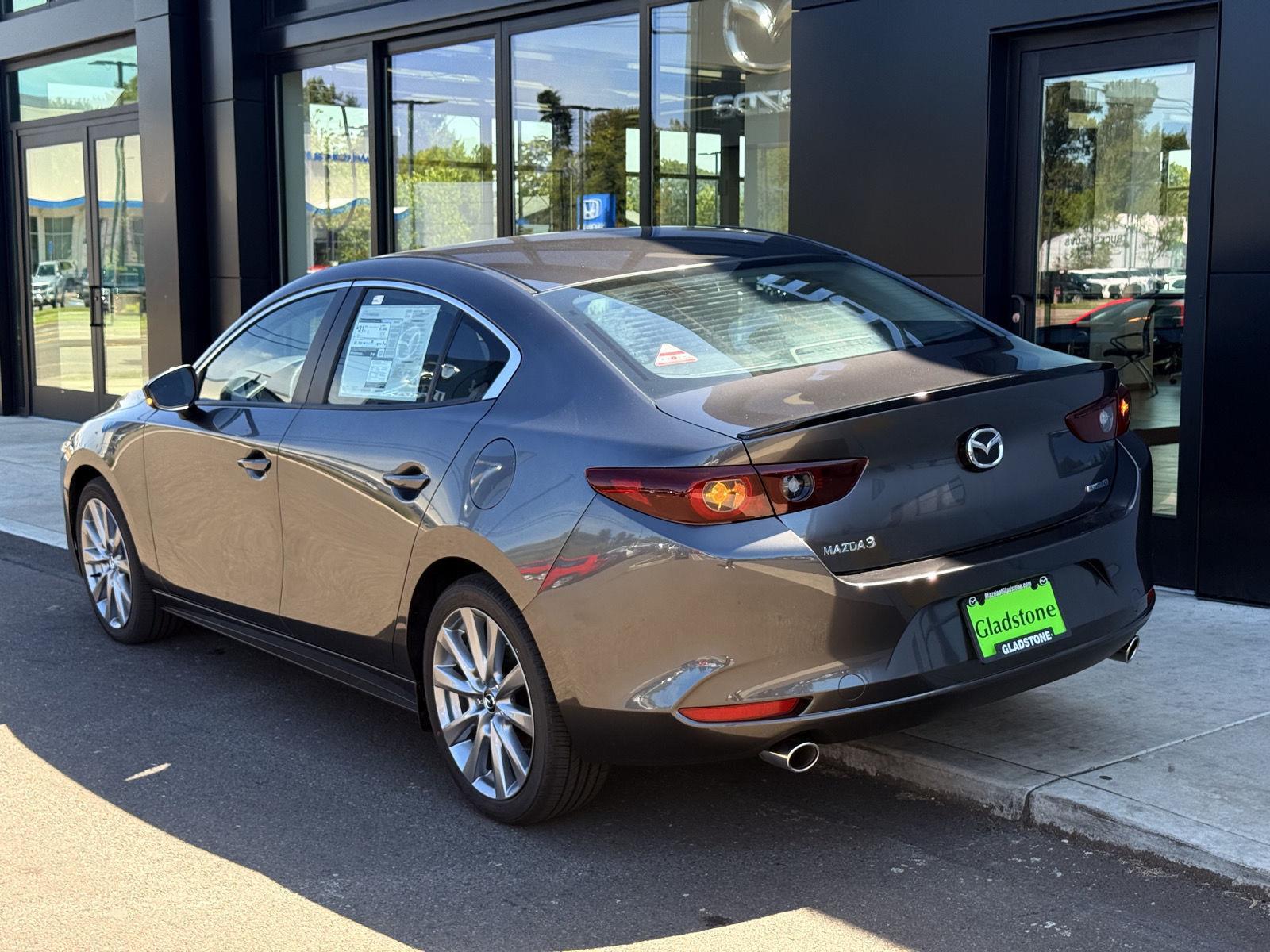 2025 Mazda Mazda3 Sedan 2.5 s Preferred photo 4
