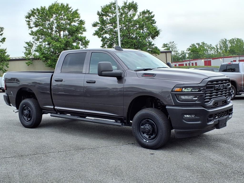 2025 Ram 2500 Tradesman photo 2