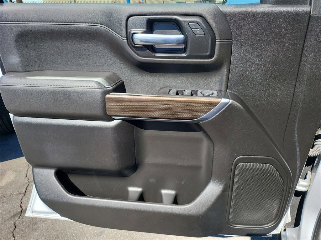 2022 Chevrolet Silverado 1500 RST photo 14