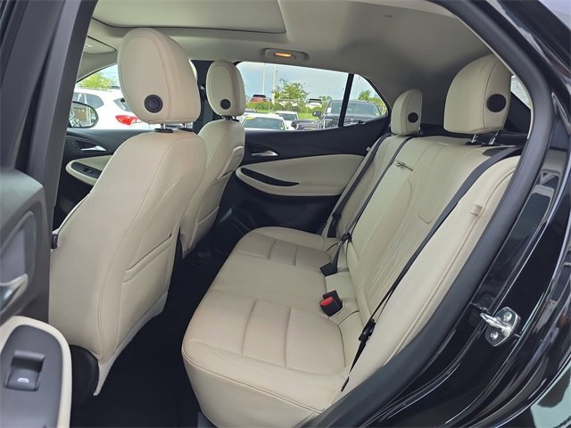 2025 Buick Encore GX Avenir photo 12