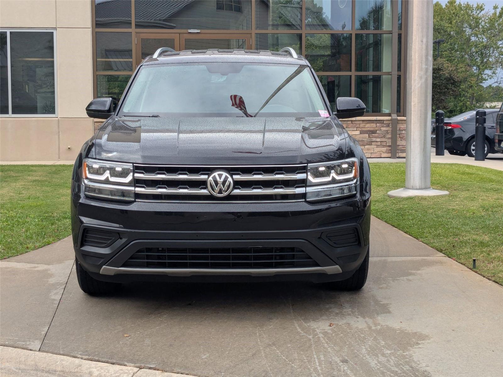 2019 Volkswagen Atlas V6 S photo 2