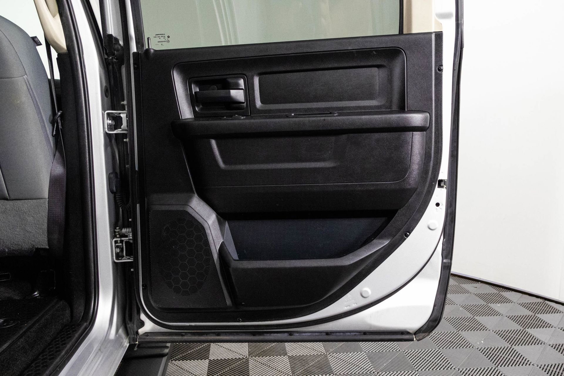 2017 Ram 1500 Express photo 24