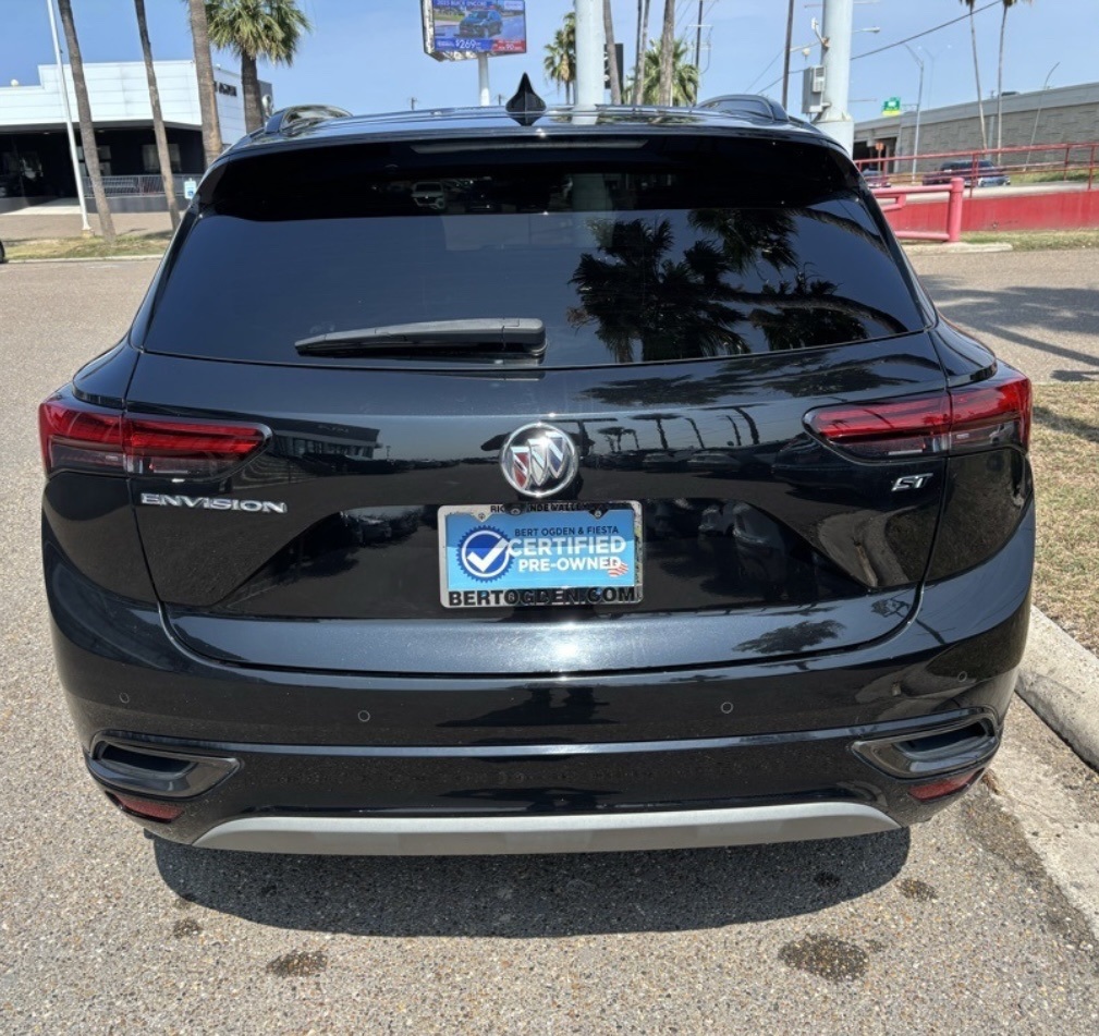 2022 Buick Envision Essence photo 5