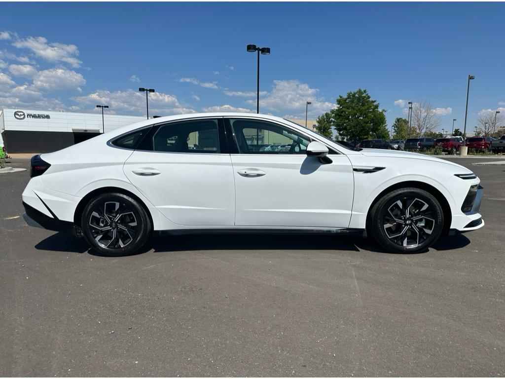 2024 Hyundai Sonata SEL photo 4