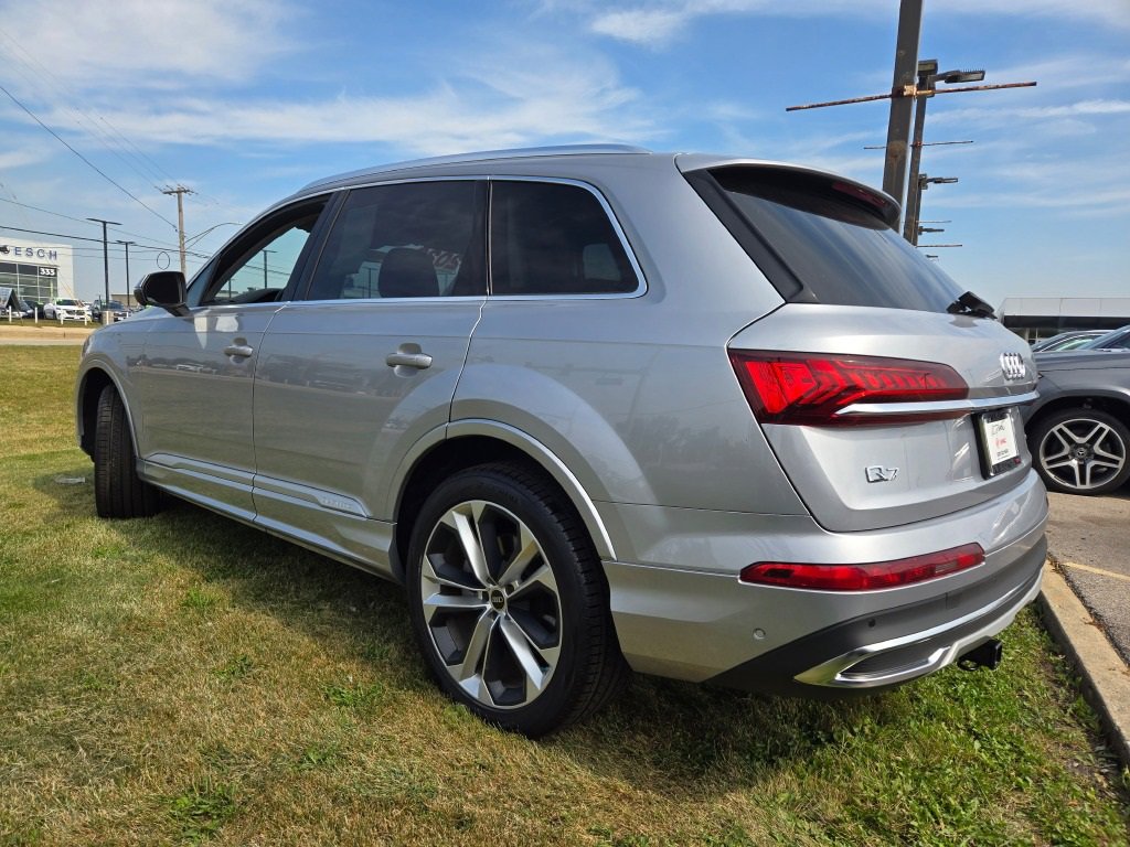 2022 Audi Q7 55 Premium Plus photo 13