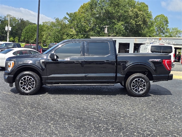 2022 Ford F-150 XLT photo 22