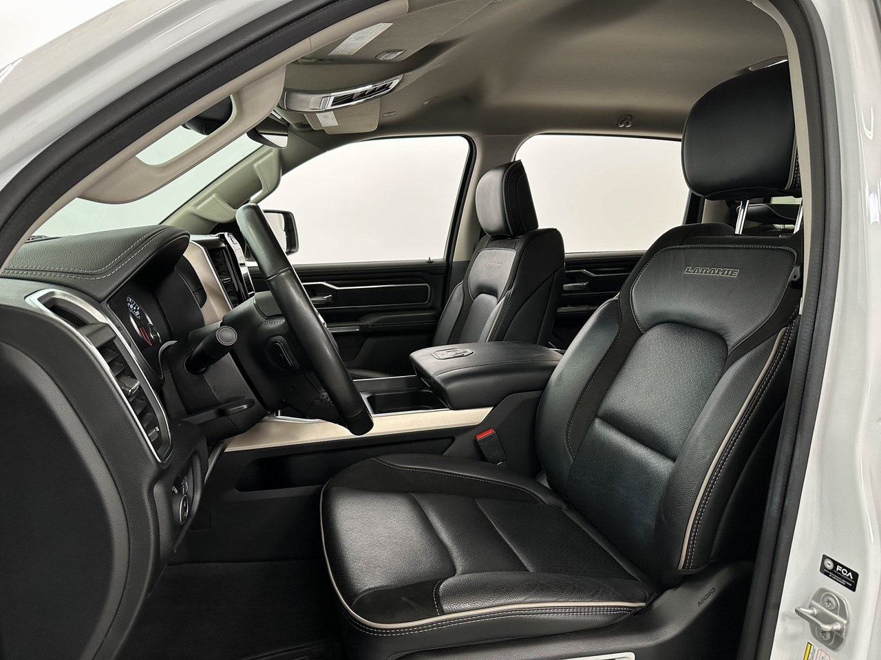 2022 Ram 1500 Laramie photo 14