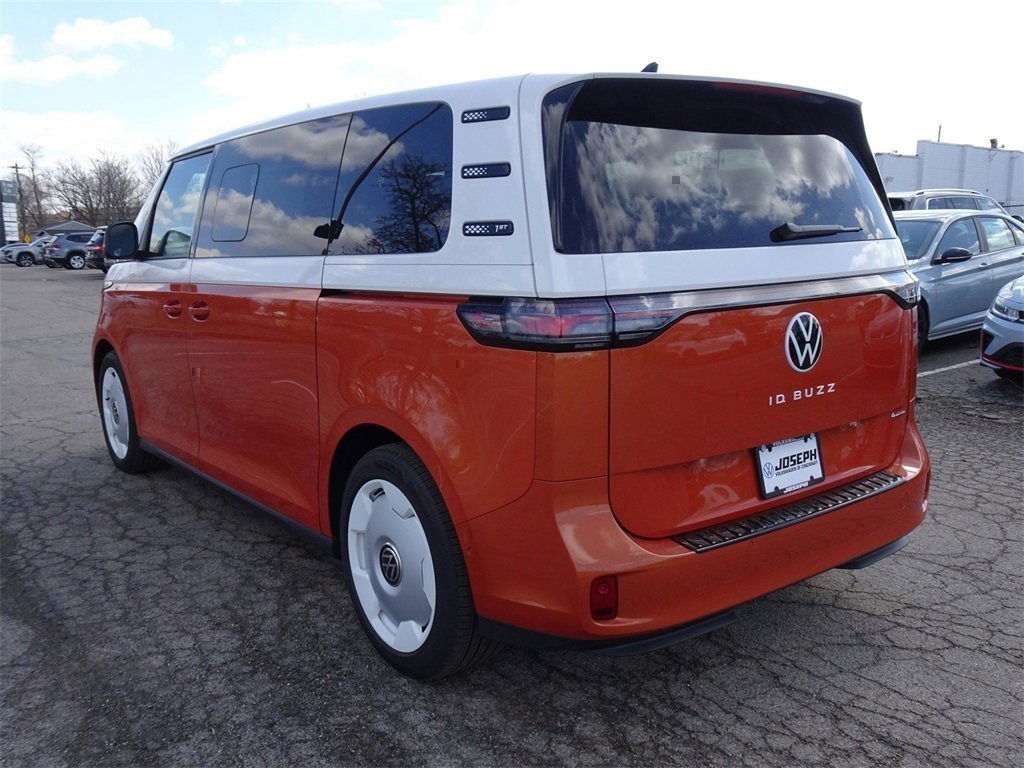 2025 Volkswagen ID. Buzz photo 4