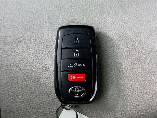 2024 Toyota Grand Highlander XLE photo 10