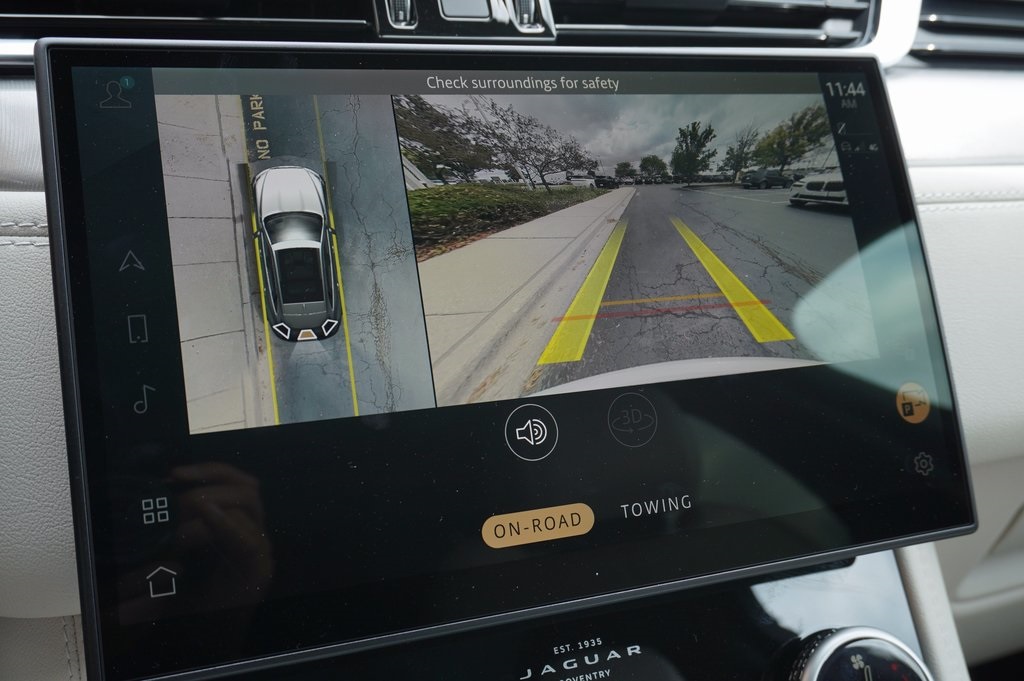 2025 JAGUAR F-PACE - Image 28