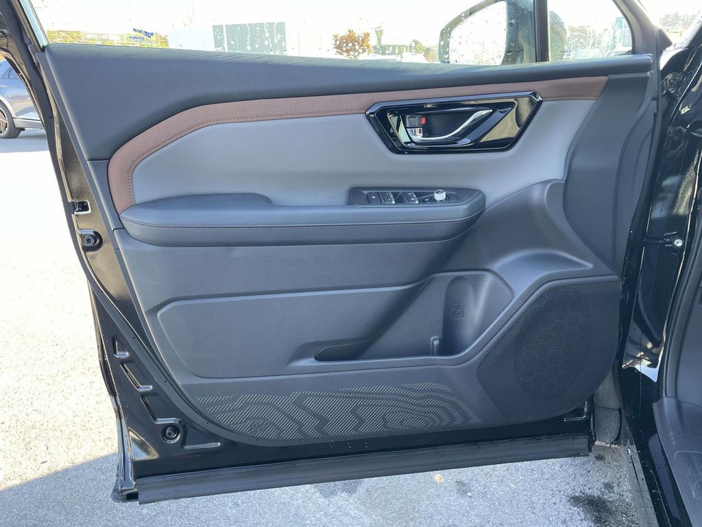 2026 Subaru Forester Sport Base photo 4