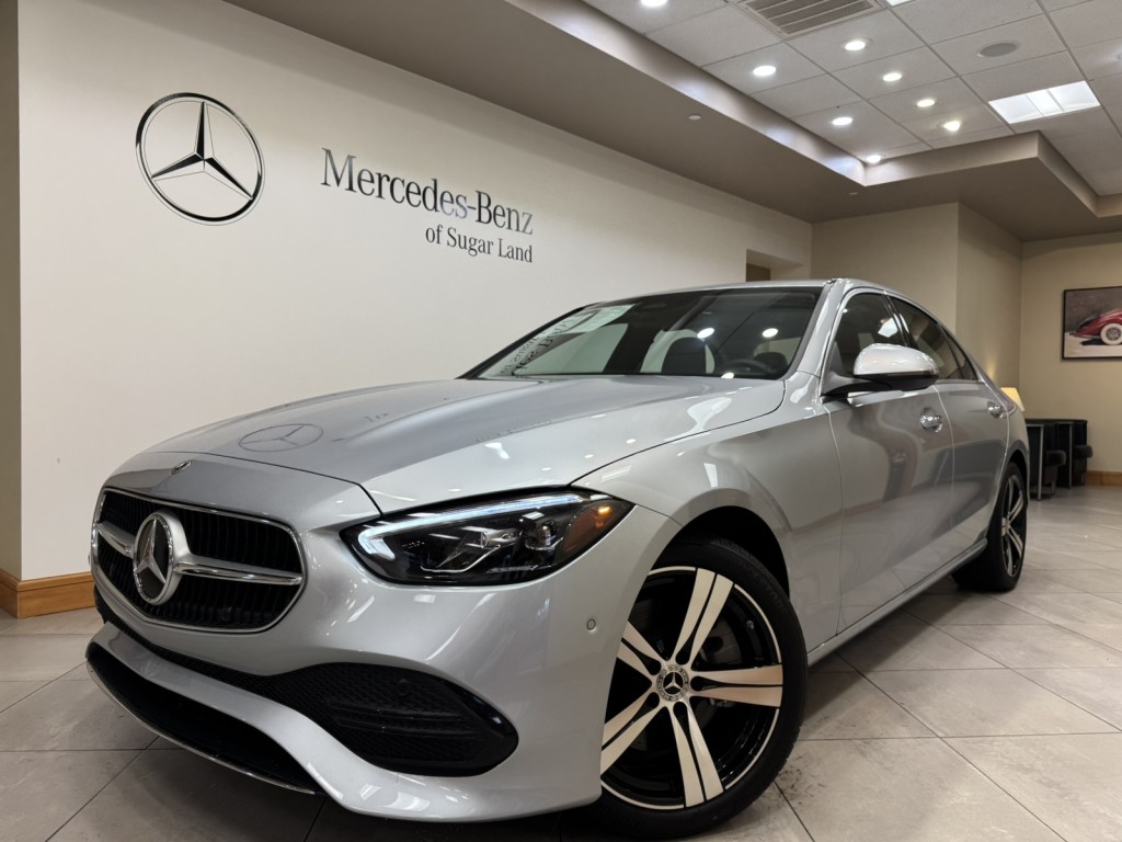 2025 Mercedes-Benz C-Class Sedan C 300's photo