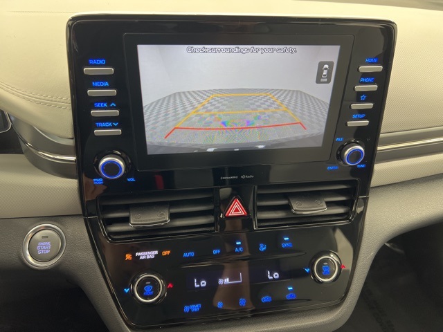 2020 Hyundai Ioniq SEL photo 17