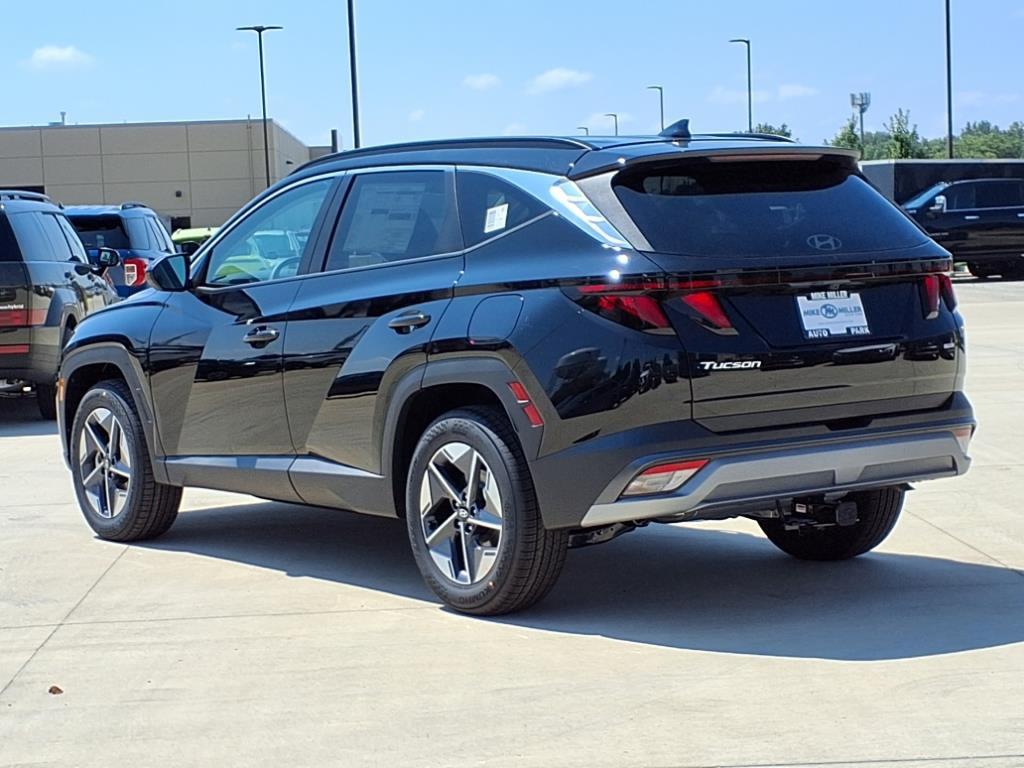 2025 Hyundai Tucson SEL photo 2