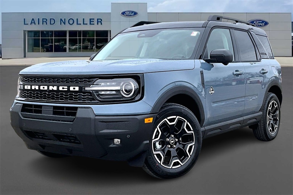 2025 Ford Bronco Sport Outer Banks's photo