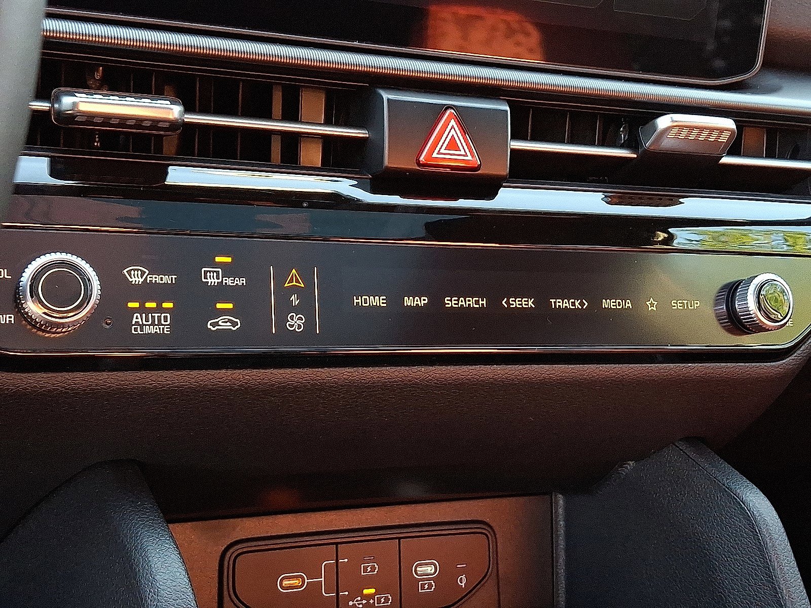 2026 Kia Sportage SX Prestige photo 13