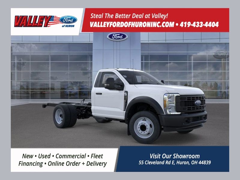 2026 Ford F-550 Super Duty Chassis Cab XL's photo