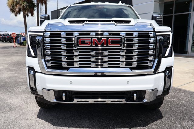 2025 Gmc Sierra 2500 HD Denali photo 3