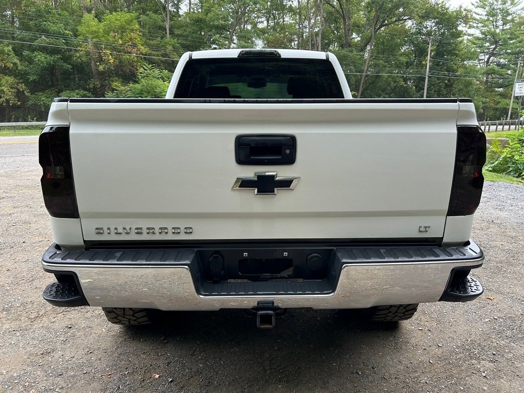 2018 Chevrolet Silverado 1500 LT photo 4
