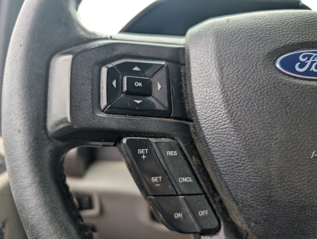2020 Ford F-150 XLT photo 10