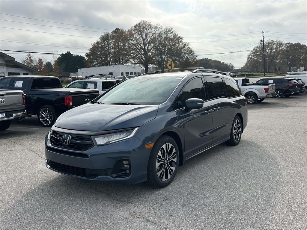 2026 Honda Odyssey Elite photo 3