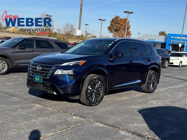 2024 Nissan Rogue Platinum's photo