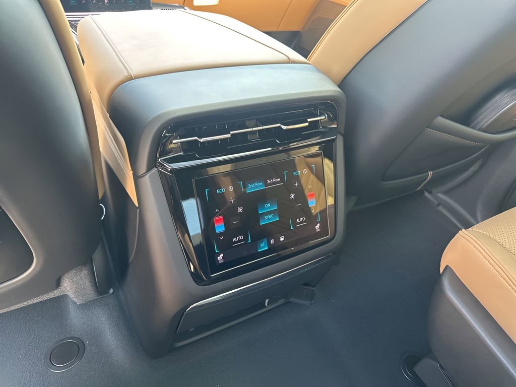 2026 Cadillac Escalade IQ Premium Sport photo 22