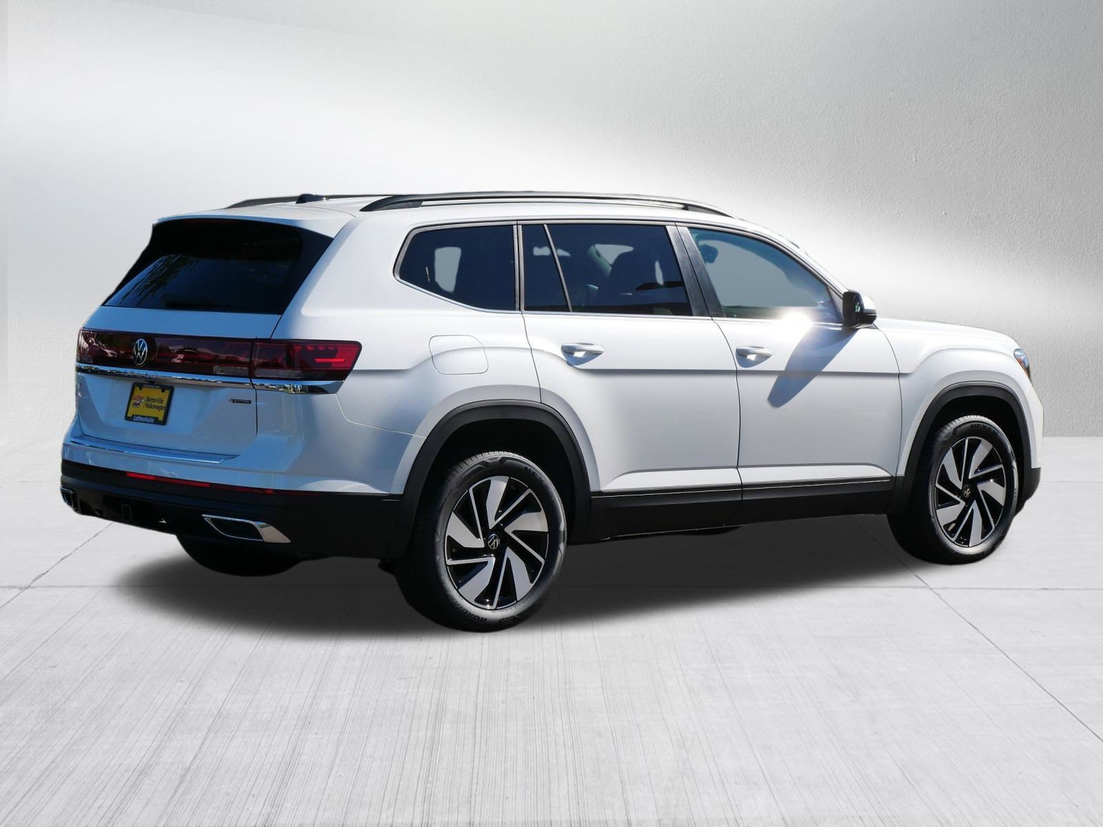 2026 Volkswagen Atlas SE Technology photo 4