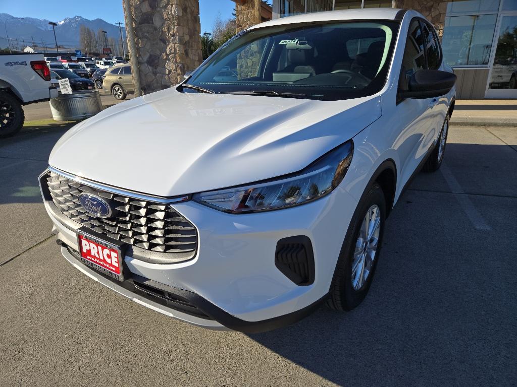 2025 Ford Escape Active photo 2