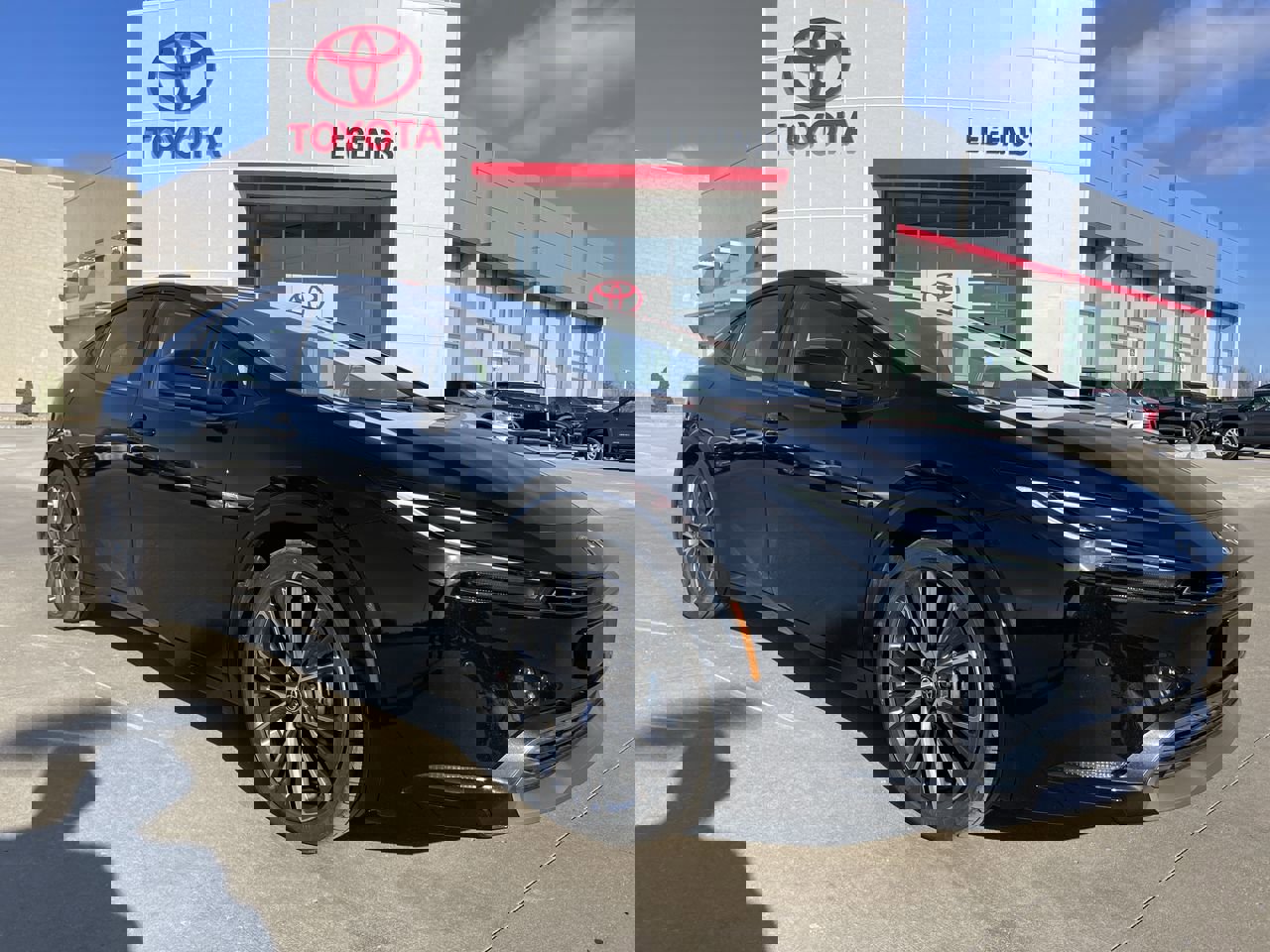 2025 Toyota Prius Limited's photo