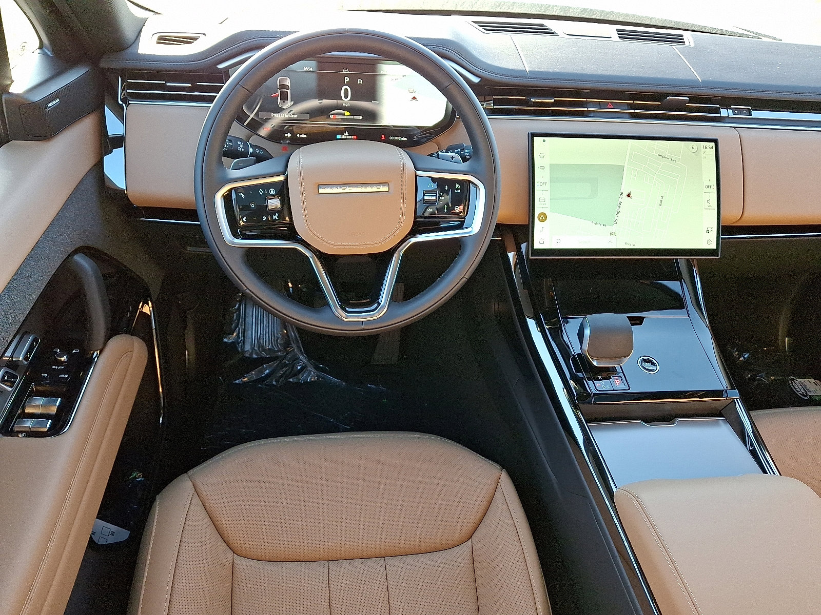 2025 Land Rover Range Rover Sport SE photo 9