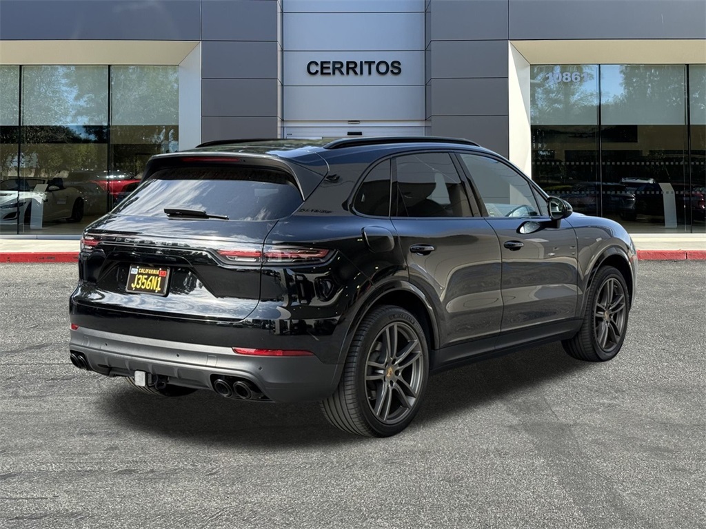 2019 Porsche Cayenne Base photo 3