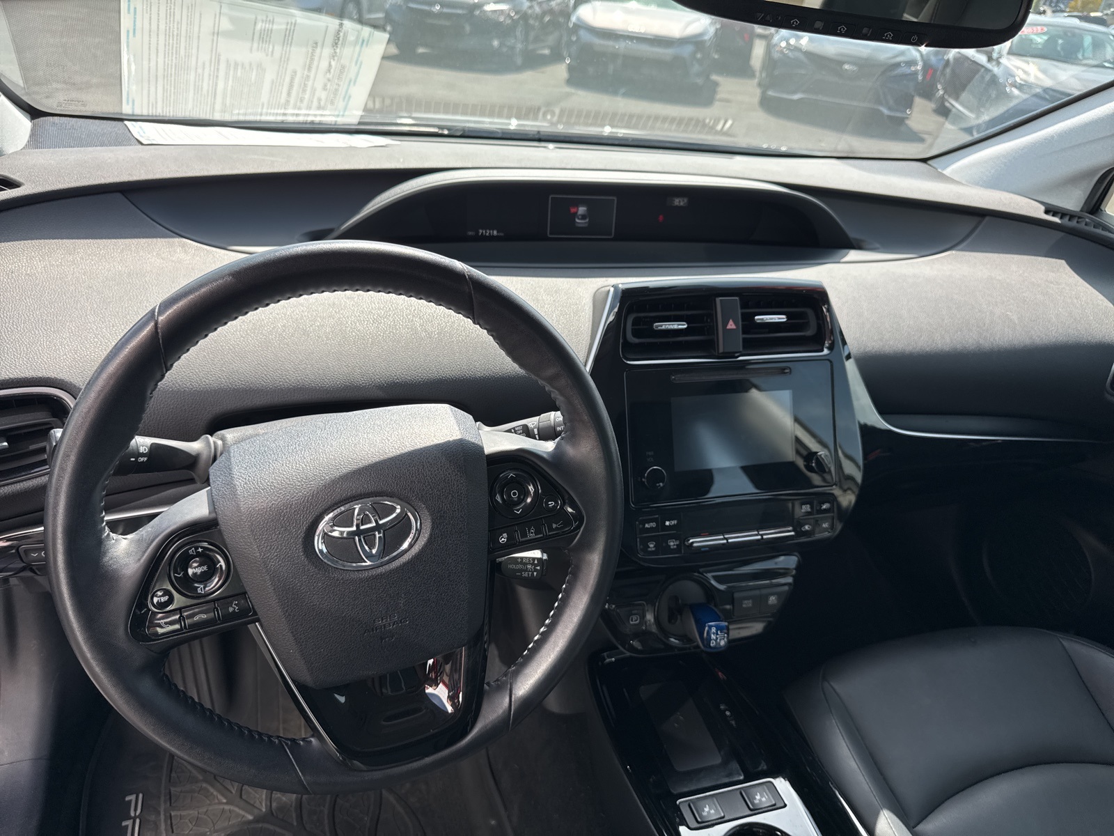 2019 Toyota Prius XLE AWD-e photo 10
