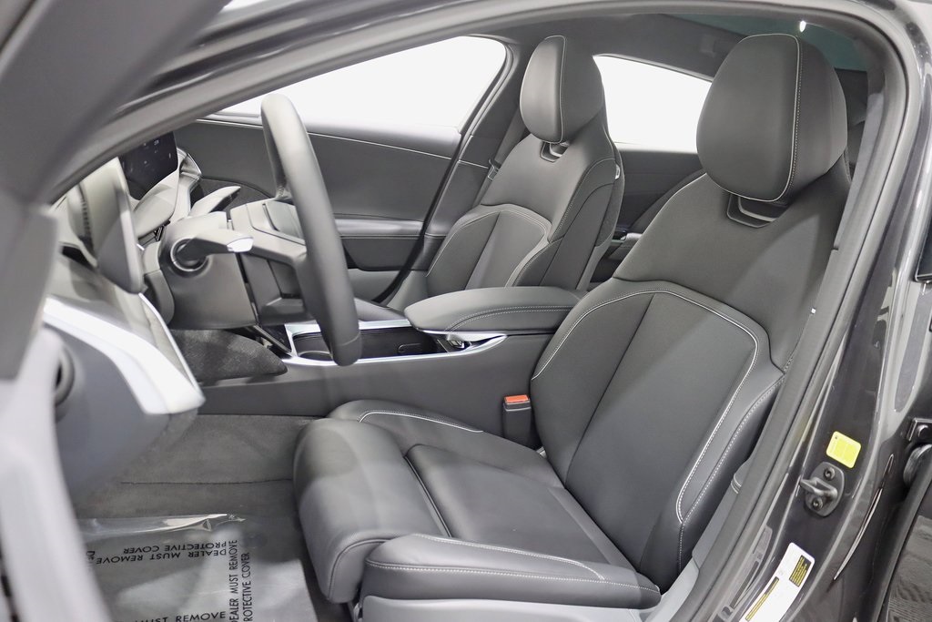 2025 Lucid Air Touring photo 28
