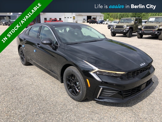 2026 Kia K5 LXS's photo