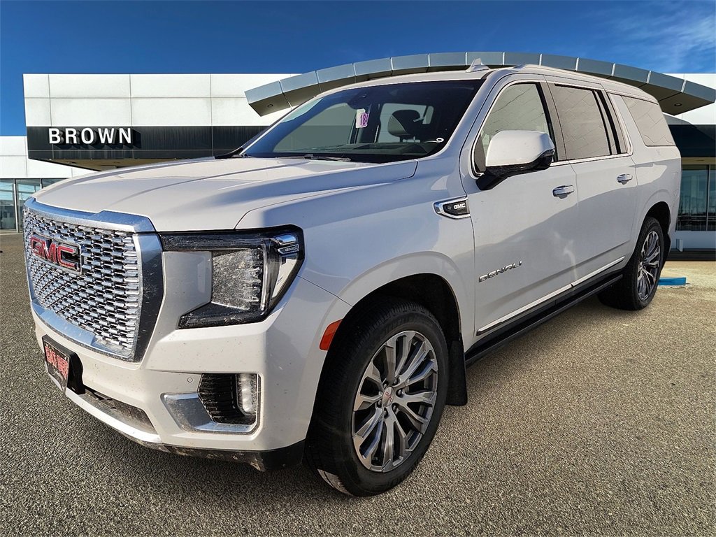 2021 GMC Yukon XL Denali's photo
