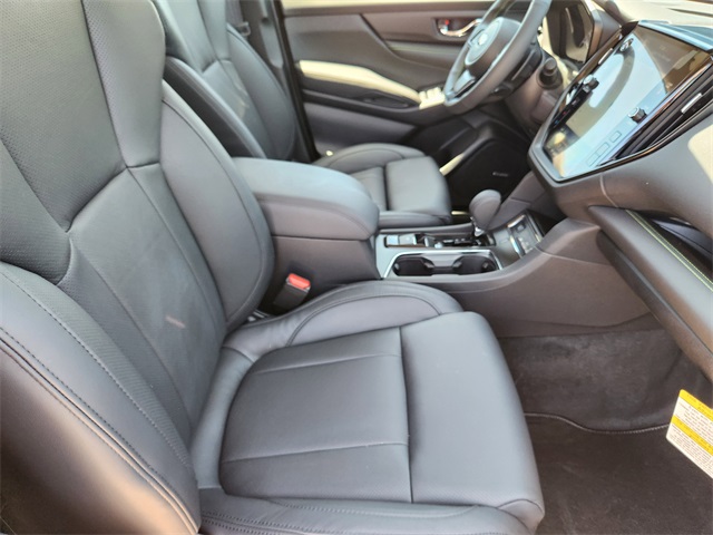 2025 Subaru Ascent Onyx Edition Touring photo 9