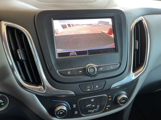 2022 Chevrolet Equinox LS photo 12