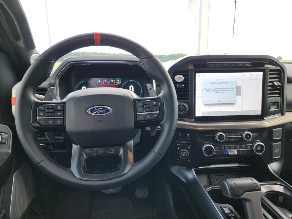 2023 Ford F-150 Raptor photo 24