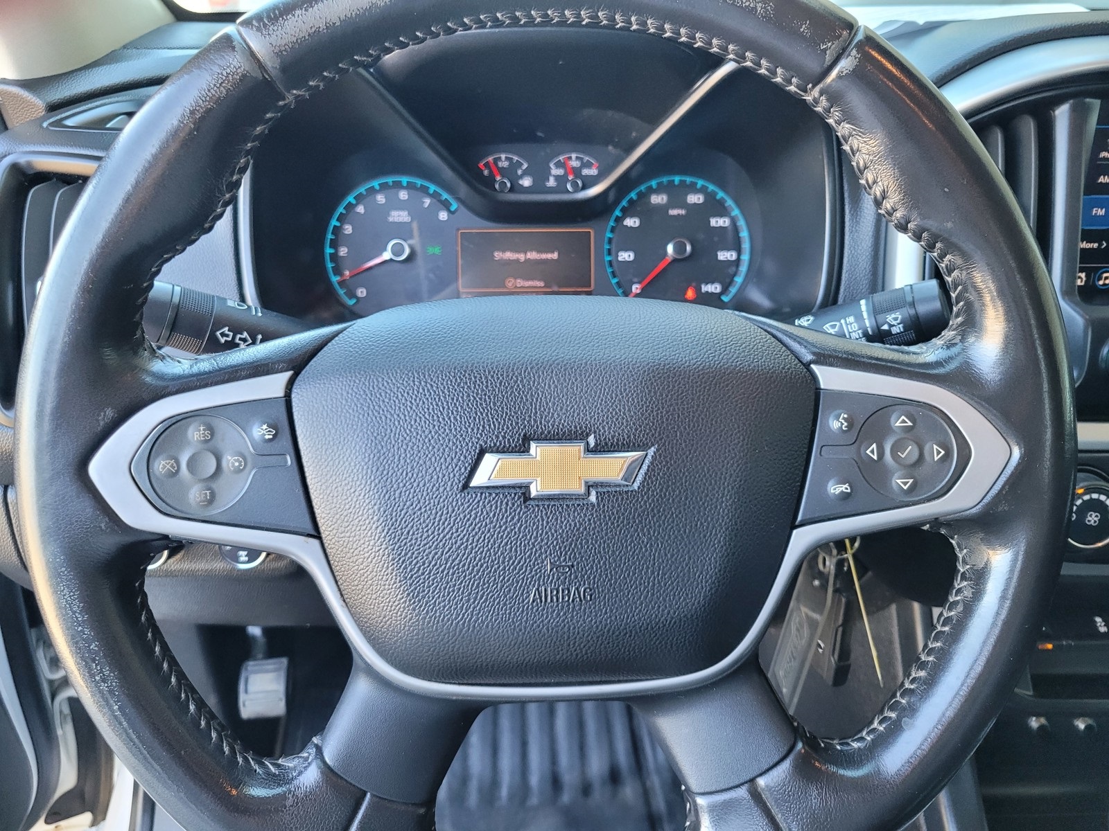 2020 Chevrolet Colorado LT photo 16