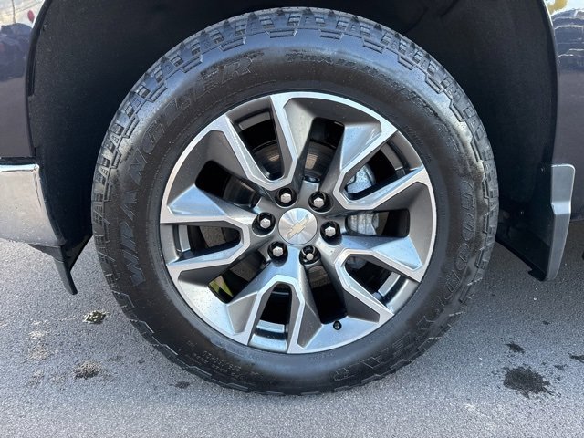 2022 Chevrolet Silverado 1500 LT photo 9