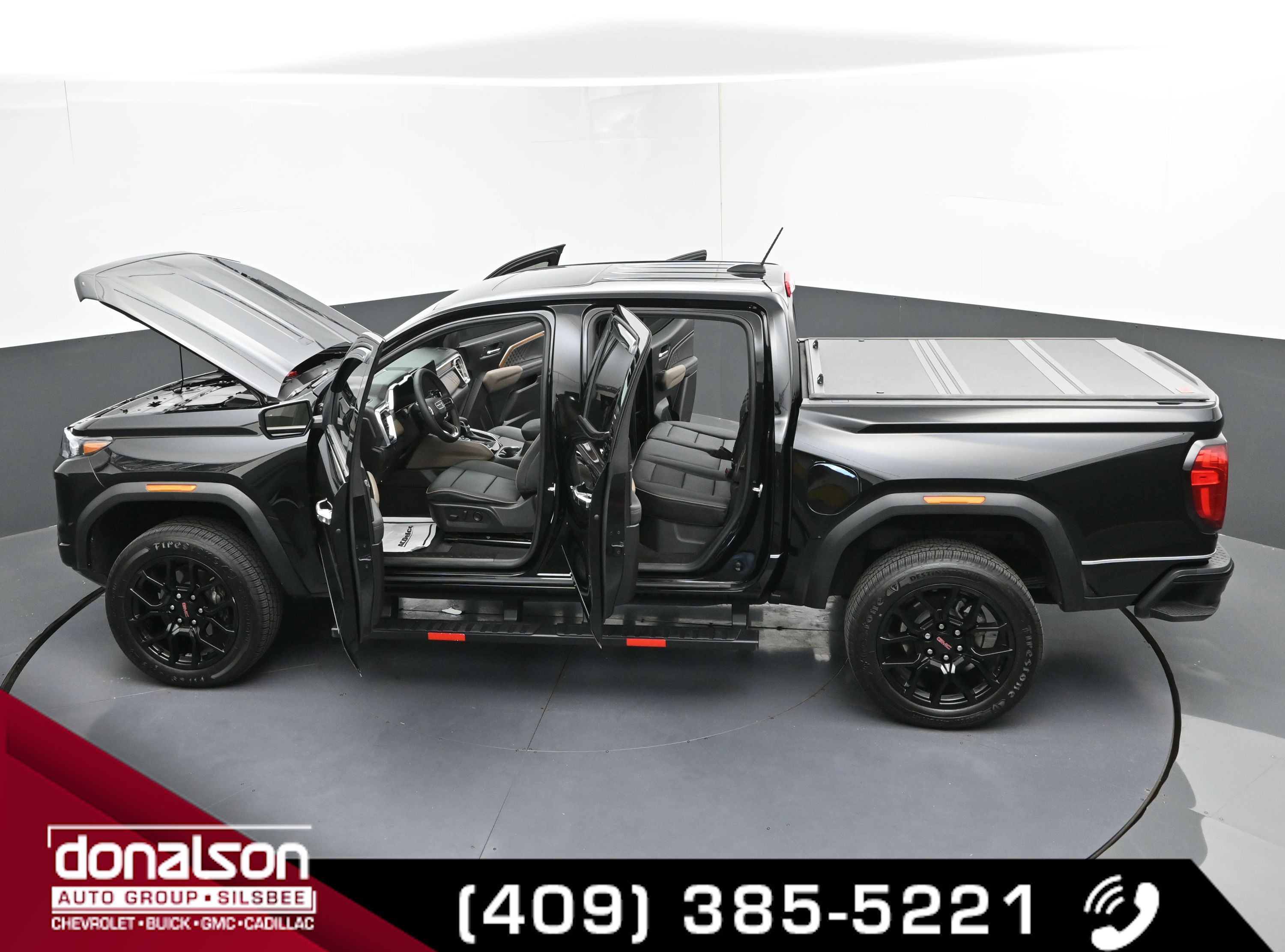 2024 Gmc Canyon Denali photo 26