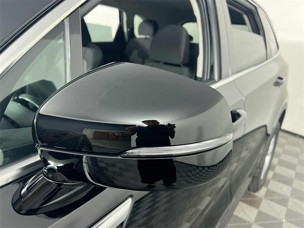 2026 Kia Sorento LX photo 11