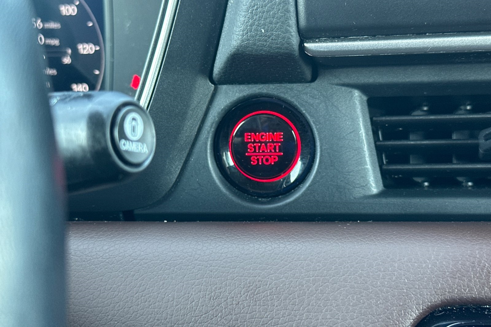 2024 Honda Pilot Elite photo 29