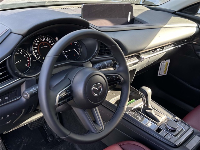 2026 Mazda CX-30 2.5 S Carbon photo 2